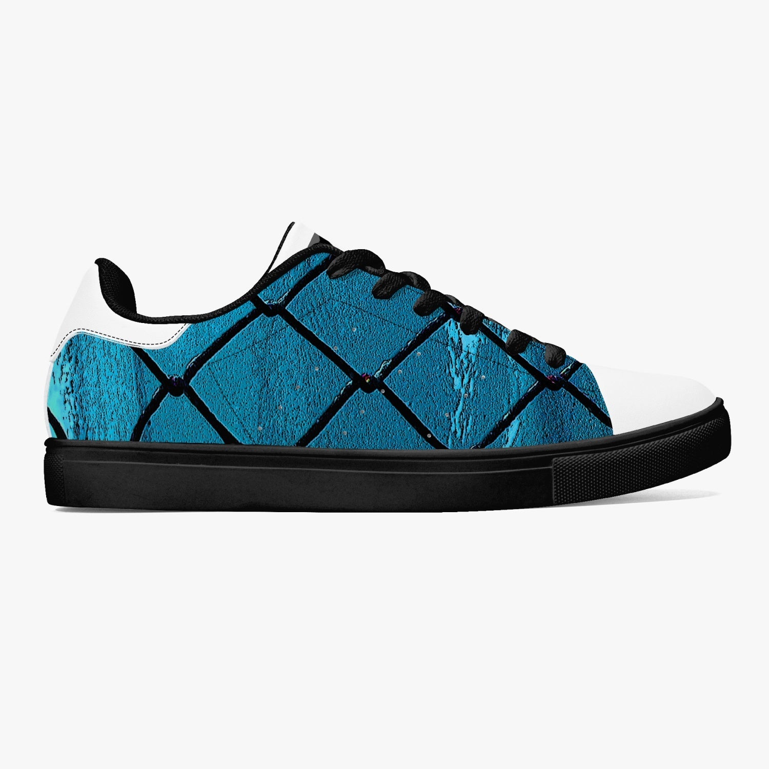 Over the Sea Classic Low-Top Leather Sneakers - White/Black