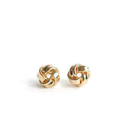 and America winding twisted earrings simple and compact design small incense big brand sense ins cold wind gold-plated silver earrings